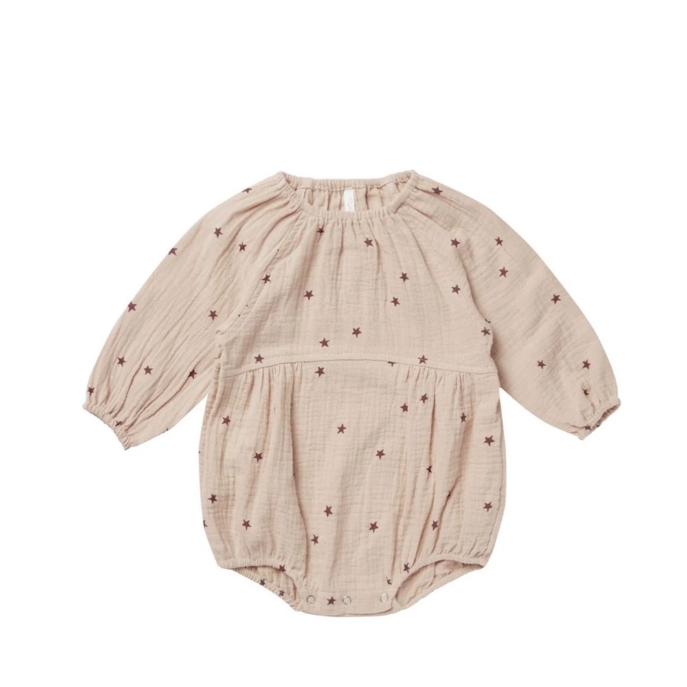 RYLEE + CRU LONG SLEEVE BUBBLE ROMPER - STARS